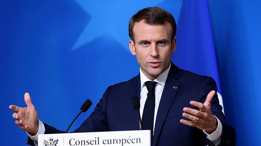 France / « Gilet jaunes » : Macron dénonce une « extrême violence » 