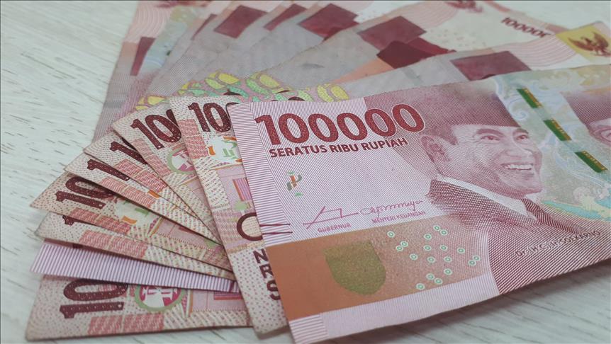 Rupiah berpeluang keluar dari zona Rp14 ribu
