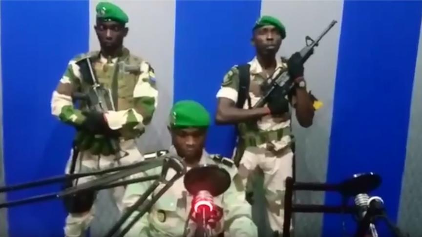 Gabon'da askeri darbe girişimi önlendi