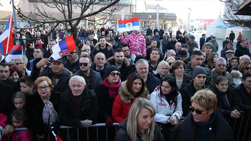Bosnian Serbs celebrate Statehood Day defying court ban