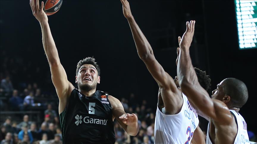 Darüşşafaka Tekfen, Karadağ deplasmanında