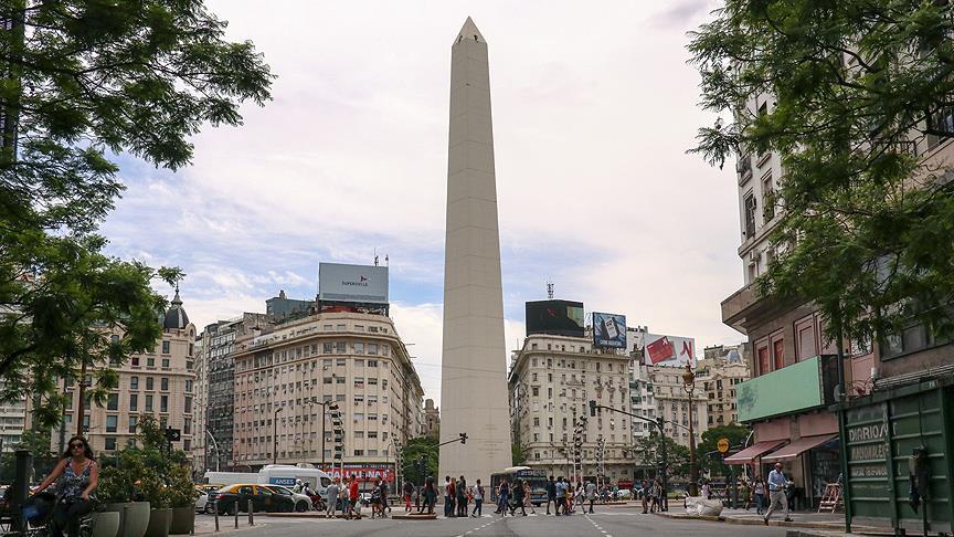 Buenos Aires'in simgesi: Obelisco