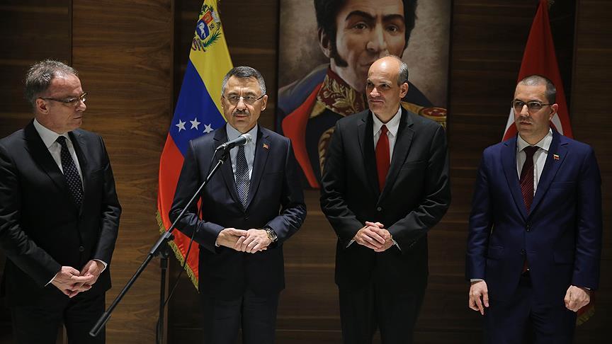 Cumhurbaşkanı Yardımcısı Oktay Venezuela'da