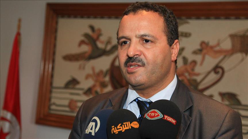 تونس.. وزير سابق يرفض انتقاد نواب لتركيا وقطر