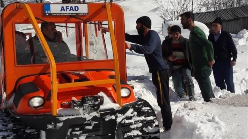 Bingöl'de ekipler 6 hasta için seferber oldu