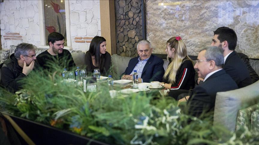 Binali Yıldırım İstanbul'da çeşitli ziyaretlerde bulundu