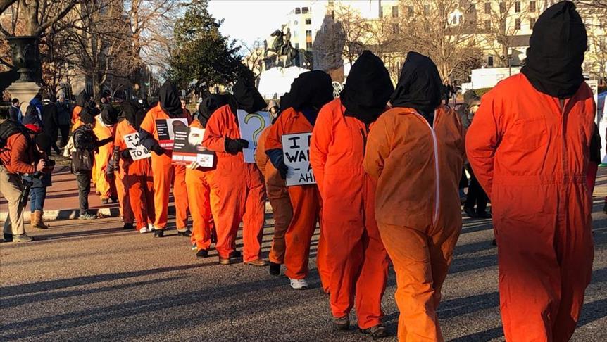 Demonstrators hold rally to mark 17 years of Guantanamo