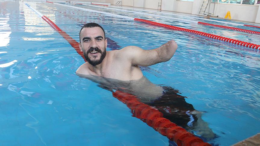 Engelli yüzücünün hedefi milli forma