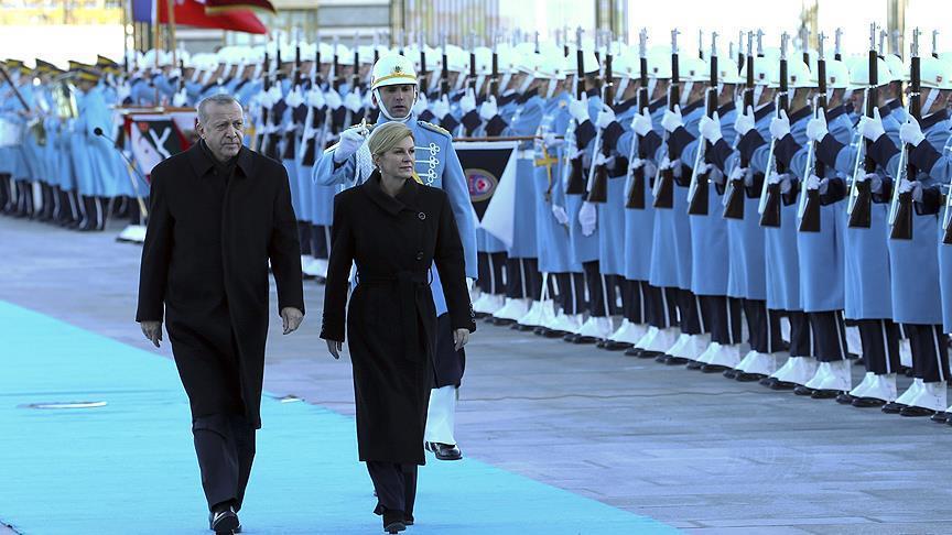 В Анкаре прошла церемония встречи президента Хорватии 
