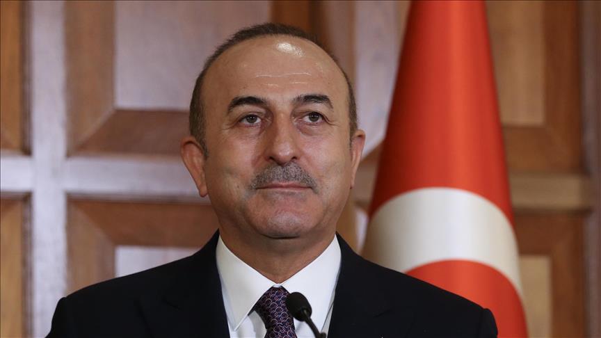 Canciller turco asegura que una “zona segura” en Siria es vital para la estabilidad del país