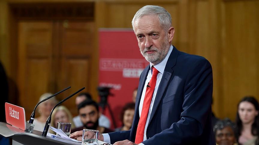 UK: Corbyn urges May to take 'no deal' off table