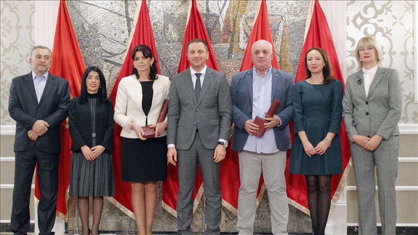 Crna Gora: Najzaslužnijim za ostvarene rezultate u oblasti obrazovanja dodijeljene nagrade "Oktoih“