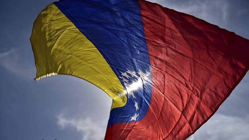 مصرع 9 في تفجير سيارة مفخخة بالعاصمة الكولومبية