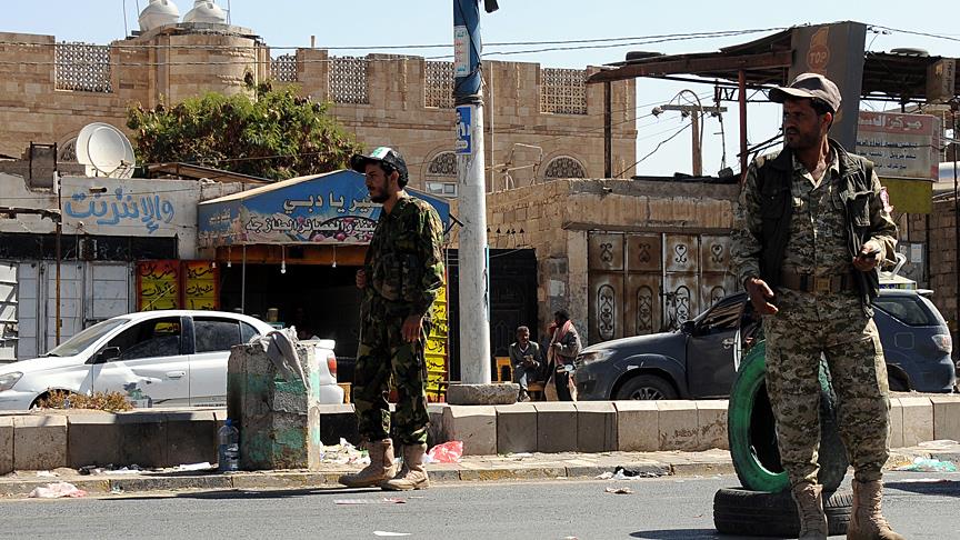 Yemen'de ateşkesi denetleyen BM gözlemcilerine ateş açıldı