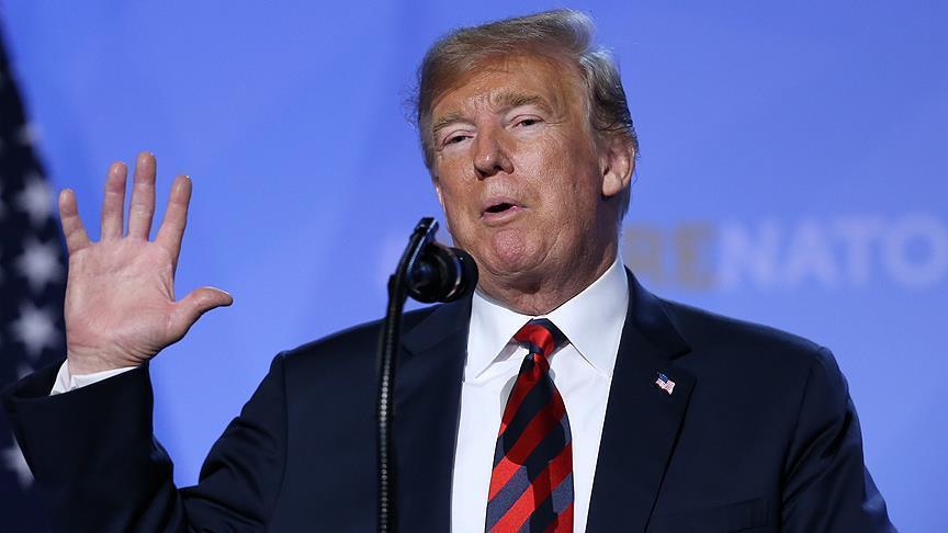 Trump, federal çalışanların işten çıkarılmasını savunan makaleyi paylaştı