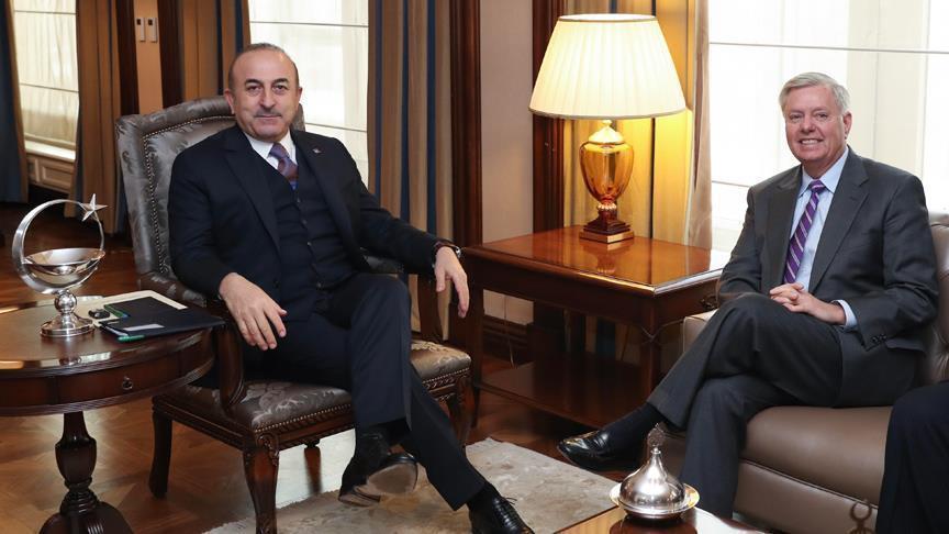 U Turskoj se sastali Cavusoglu i američki senator Graham