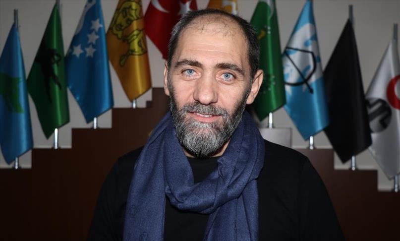 'Sanattaki en büyük iddiam insana dokunmak'