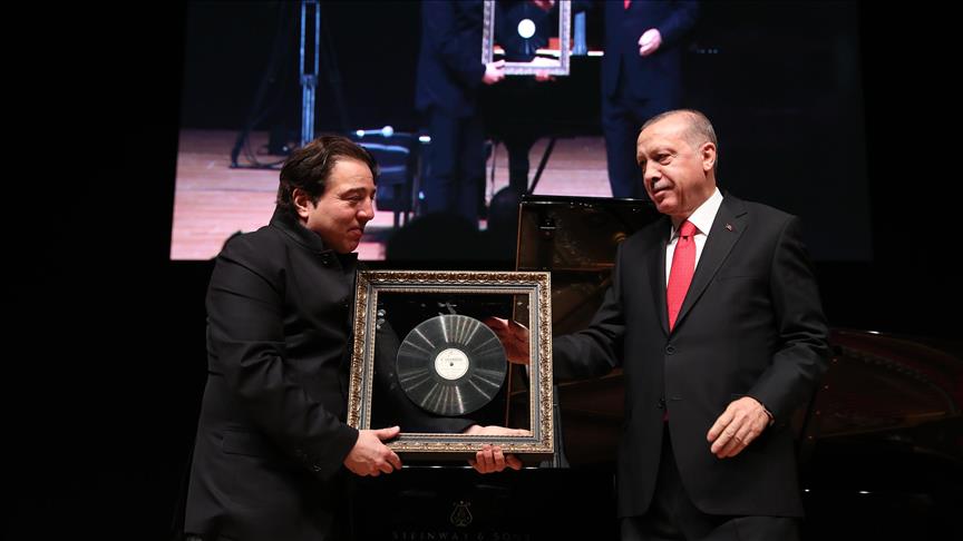 Эрдоган принял участие к концерте турецкого пианиста