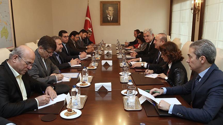 دیدار وزیر خارجه ترکیه با هیات پارلمانی ایران