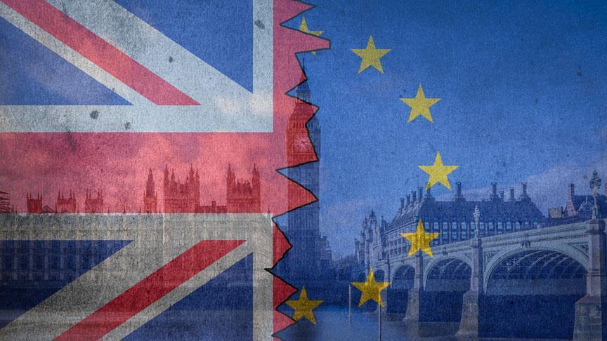 Brexit: Labour calls for vote on second referendum
