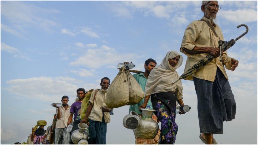 Bangladesh : Rohingyas bloqués à la frontière, repris par l’Inde