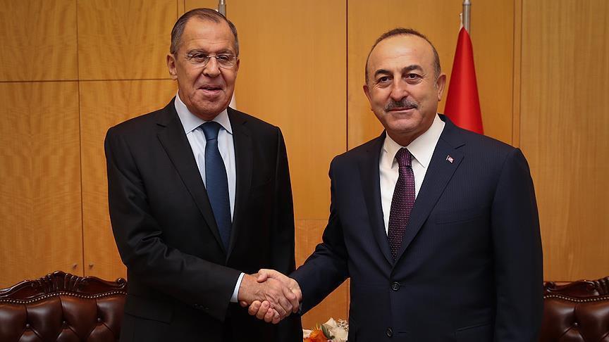 Turkish, Russian FMs speak over phone