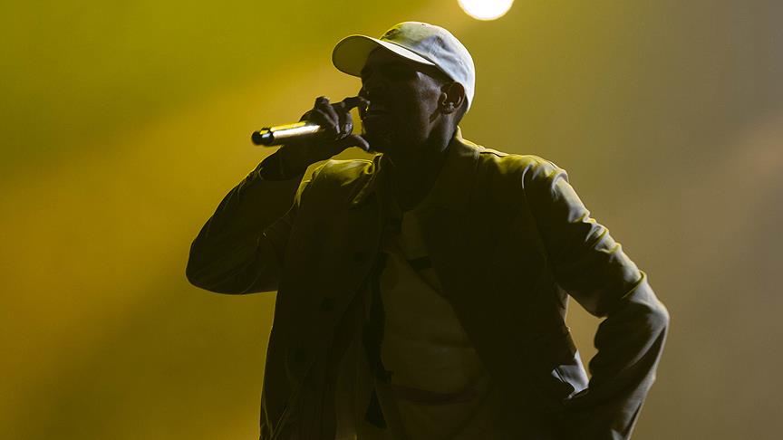 Gözaltındaki ABD'li şarkıcı Chris Brown serbest bırakıldı