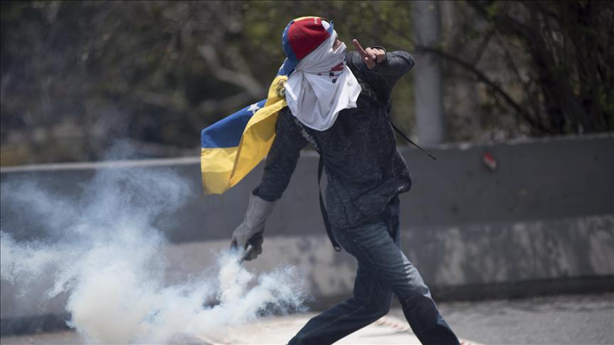 En Caracas fue dispersada la primera marcha opositora en la jornada de manifestaciones