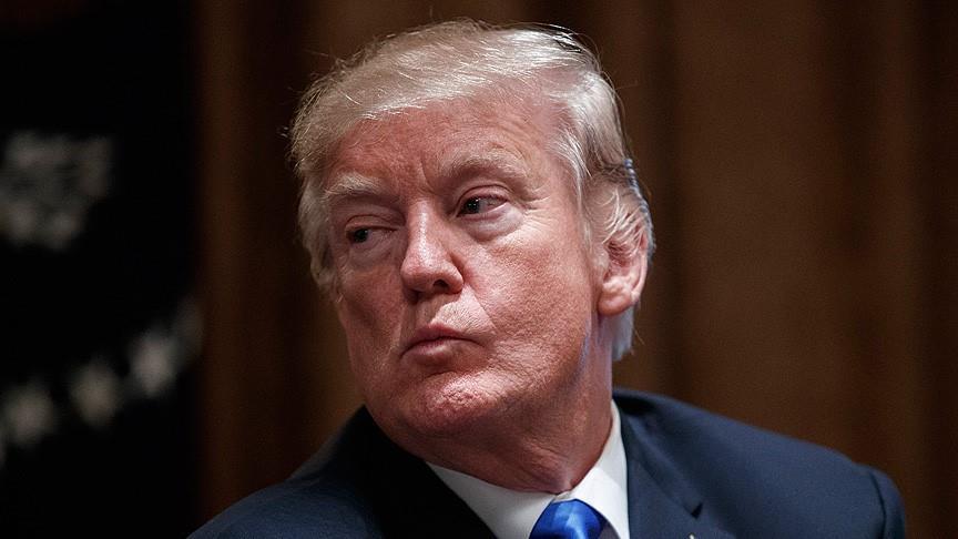 Trump le dio órdenes a la portavoz de la Casa Blanca de cancelar sesiones informativas
