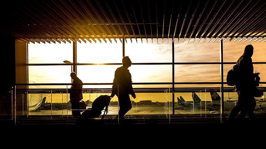 FAA halts flights into LaGuardia over staffing shortage