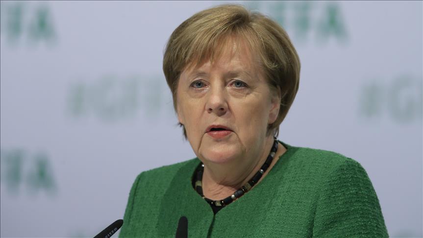 Merkel Pozvala Sve Građane Da Se Bore Protiv Antisemitizma