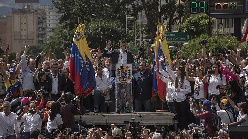 Maduro opponents to hold new protests in Venezuela