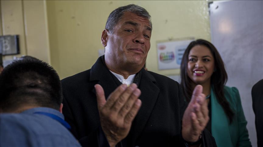 Declaran prescrito caso contra siete policías por secuestro de Rafael Correa