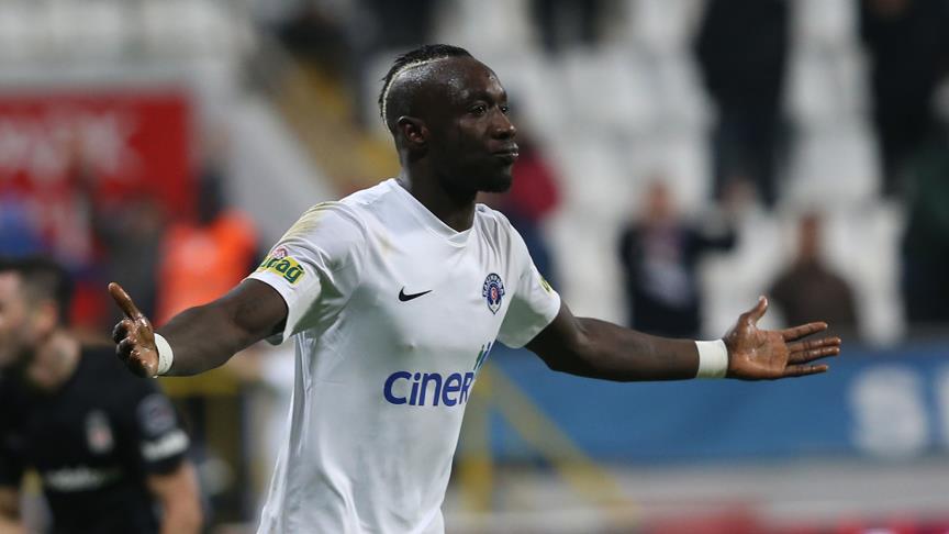 Galatasaray Diagne'nin transferi için görüşmelere başladı