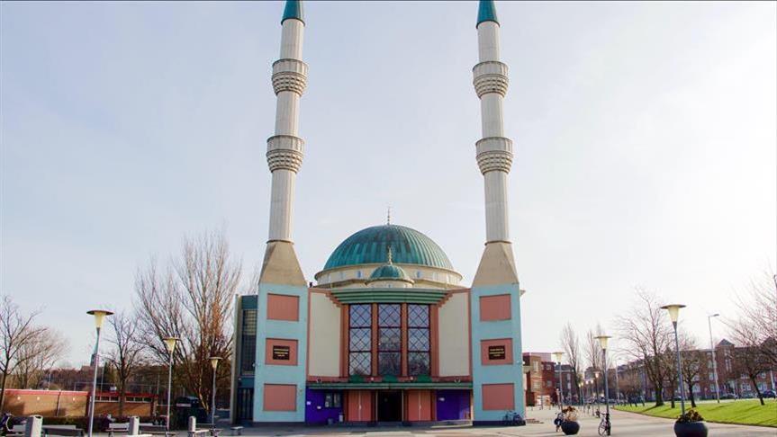 Muslims in Netherlands call for security in mosques