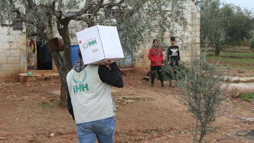 Turkish aid agency provides food aid in Syria’s Afrin