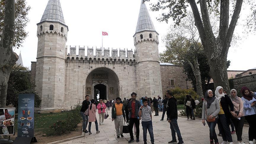 Стамбул в 2018 году посетило свыше 13 млн туристов 