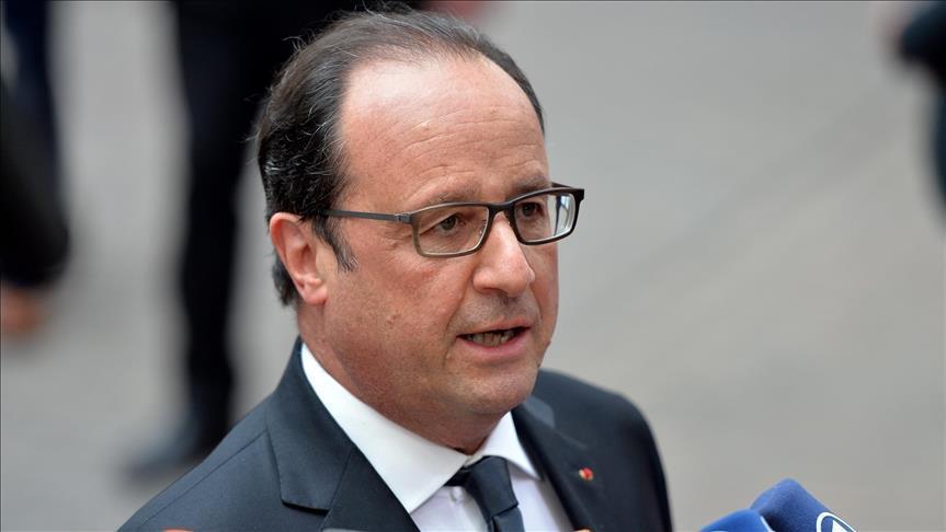 Ish-presidenti Hollande kritikon Macronin për “jelekët e verdhë”