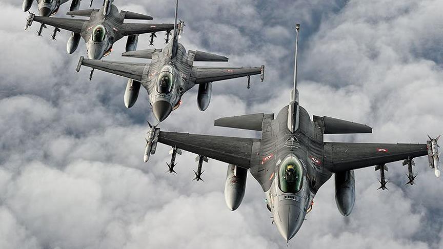 ВВС Турции нанесли удары по объектам террористов на севере Ирака 