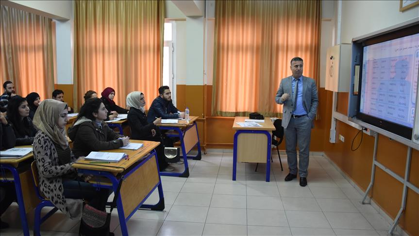 Afrin'deki öğrencilere Türkçe öğretecekler