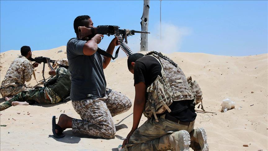 قوات حفتر تسيطر على حقل الشرارة النفطي جنوبي ليبيا