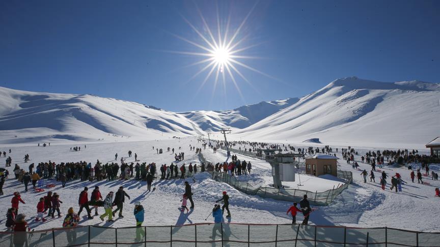 تركيا.. ارتفاع زوار مركز "بلان دوكان" للتزلج بنسبة 150 % 