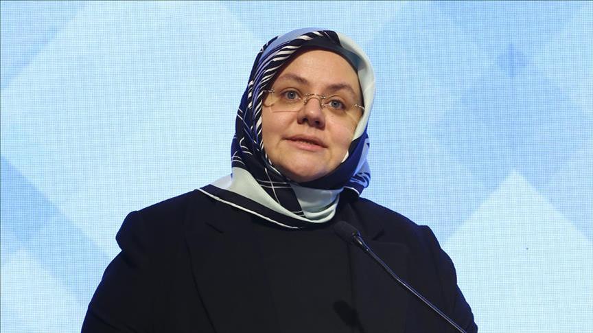 Bakan Selçuk'tan yaralılara ziyaret