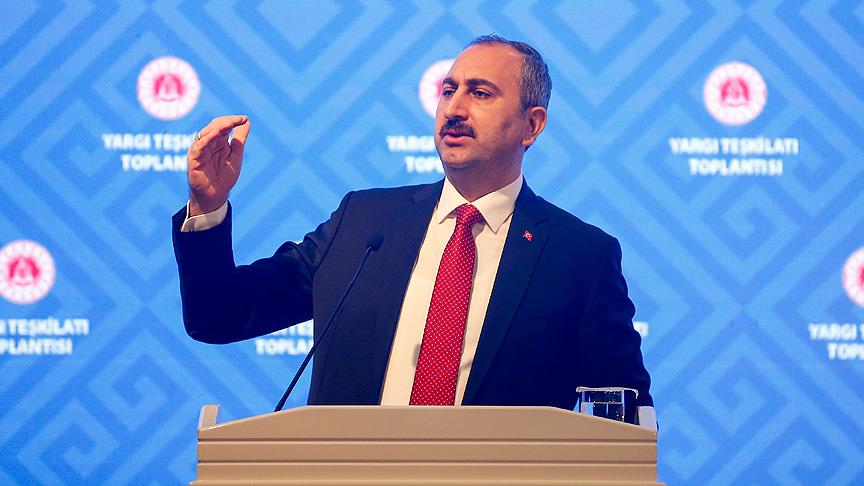 Adalet Bakanı Gül: Demokrasi nöbetini yargı mensupları adliyelerde sürdürüyor