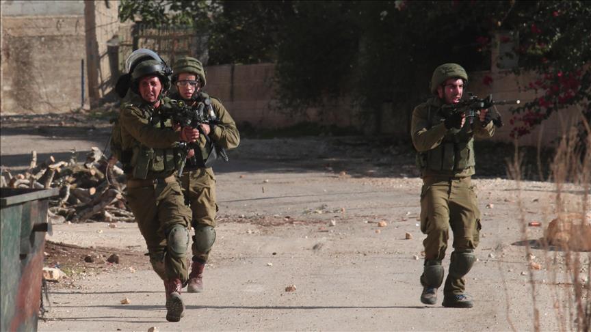 Israeli forces raid West Bank town