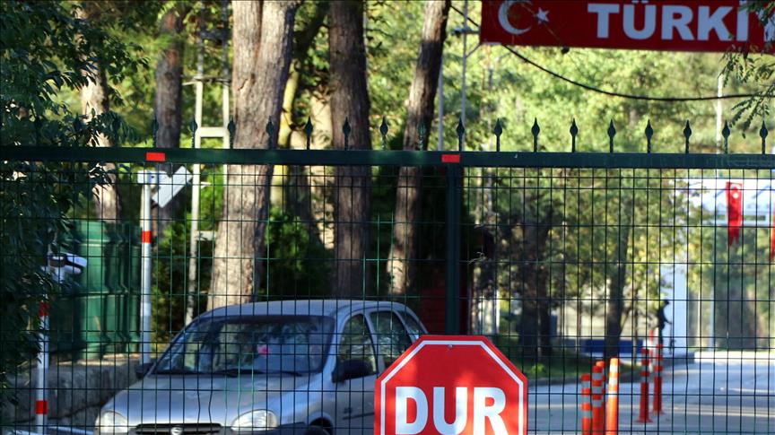 Turkish police arrest Greek national at border