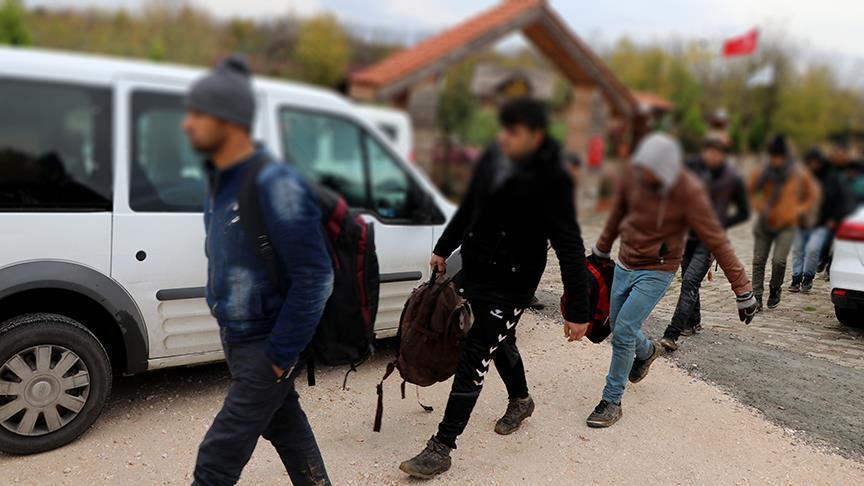 Over 100 irregular migrants held across Turkey