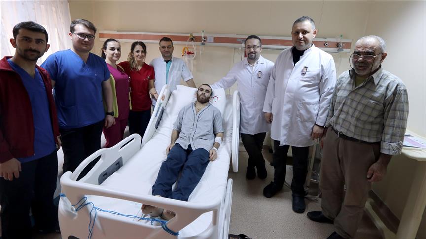 Üniversiteli genç 10 günlük yaşam mücadelesini kazandı