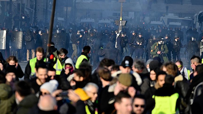En Francia 8.400 personas han sido detenidas en protestas de los chalecos amarillos
