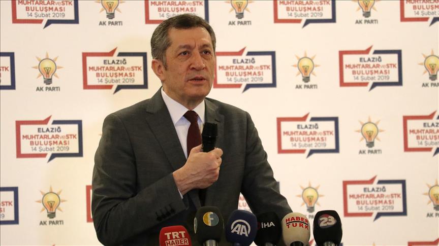'Eğitim sisteminin gelişmesi hususunu önemsiyoruz'